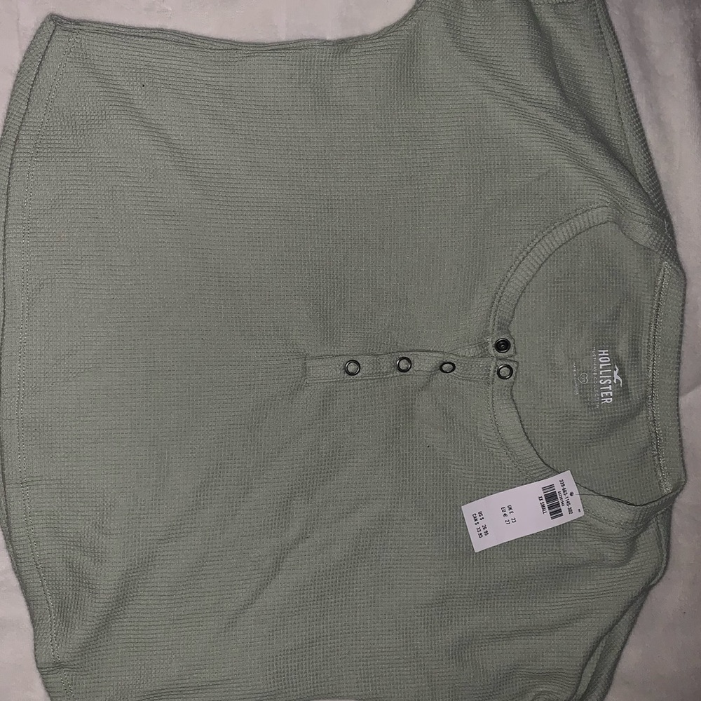 Green flowy crop top